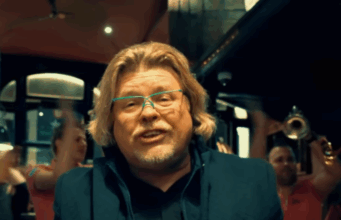 Vrouw van René Karst doorbreekt stilzwijgen: emotionele onthulling raakt heel Nederland