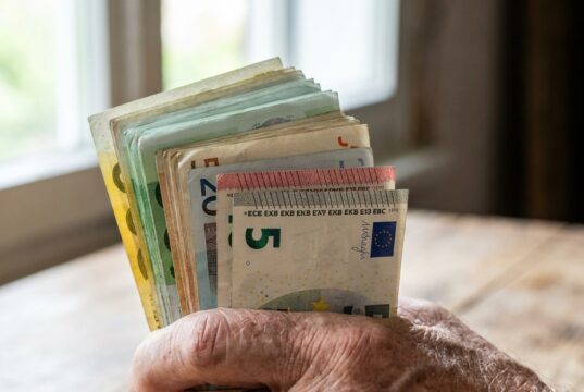 Gemiddeld spaargeld van 65-plussers onthuld: zit jij erboven of eronder?