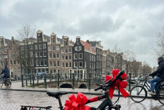 Gratis fatbike of laptop bij inschrijving: islamitische school zorgt met stunt voor ophef